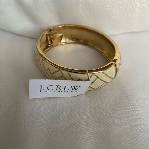 J. Crew Enamel Bracelet Vanilla & Gold Tone - Picture 2 of 6